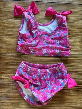 Girls' Bright Pink Floral Two-Piece Swim Set with Bow Straps